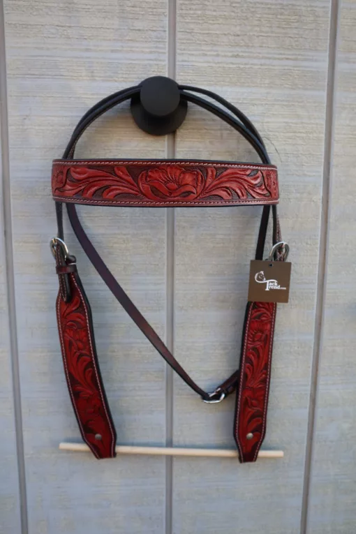 20D5936B D91B 4040 AAB6 CB761C1895C8 scaled Floral tooled Headstall with Breast Collar