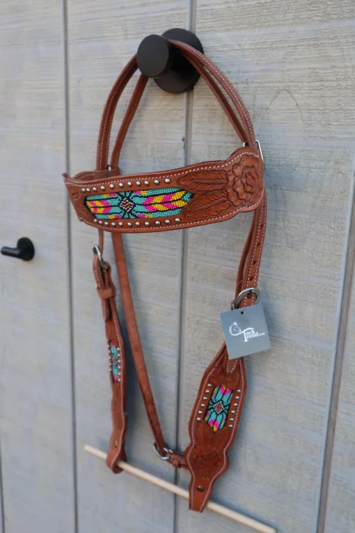 C8272A1E B475 49D0 B4E9 7C2516BF17D0 scaled Headstall with tooling and beaded Inlay